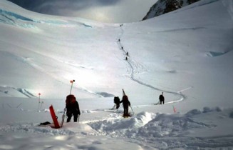 Laqger II (3400m). und Motorcycl Hill mit Neigung von ca. 30°.