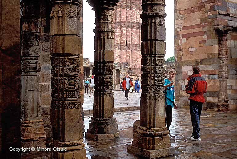 india011