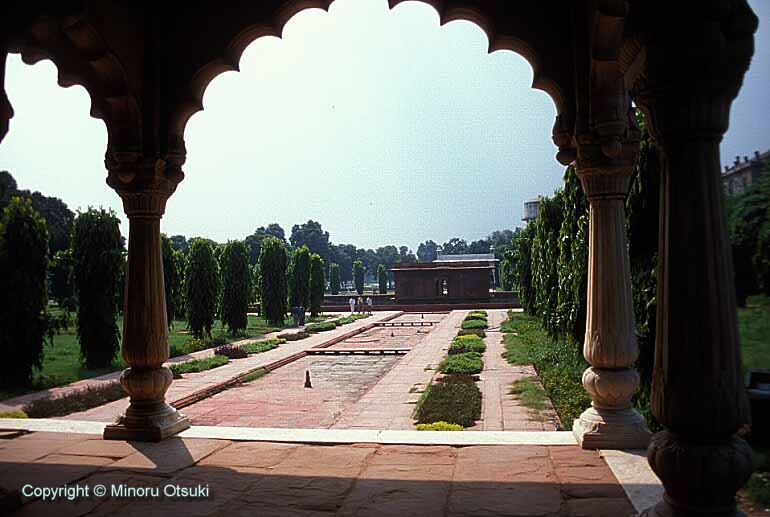 india015