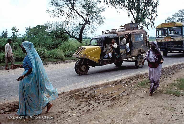 india030