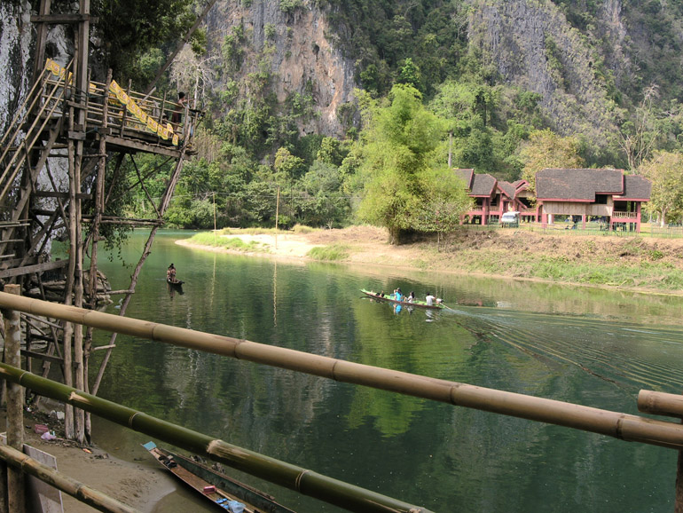 laos077
